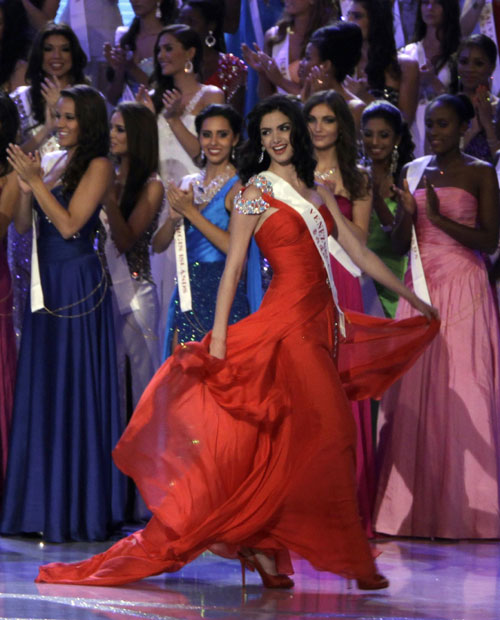 Miss USA Alexandria Mills crowned Miss World