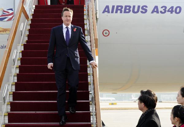British Prime Minister David Cameron arrives in Beijing, capital of China, Nov. 9, 2010, to begin his visit in China. [Xie Huanchi/Xinhua]