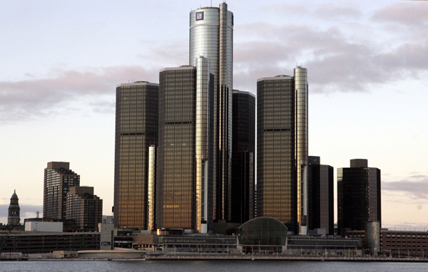 General Motors Corp.'s world headquarters is seen along the Detroit River in Detroit, Michigan in this November 18, 2008 file photo. The agenda for GM remains dominated by the U.S. election cycle as the automaker reaches the final stage of preparation for an initial public offering.