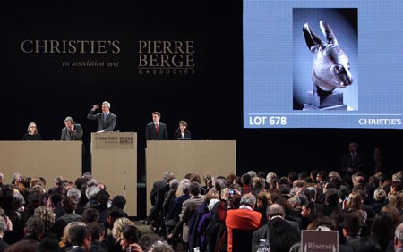 The Christie's auction where the bronze rat and rabbit heads, two of the 12 animal heads that formerly guarded the Imperial Garden, was sold in February 2009. 