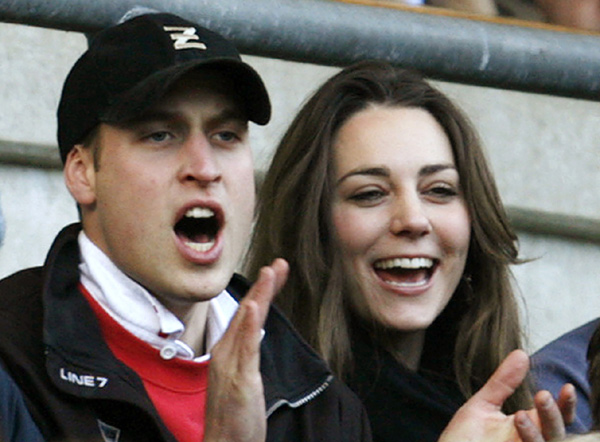 Britain&apos;s Prince William (L) and his girlfriend Kate Middleton are seen attending the Six Nations international rugby union match against Italy in London in this Feb 10, 2007 file photograph. [China Daily/Agencies] 