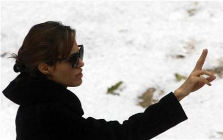 Angelina Jolie cuts Bosnia filming on permit woes