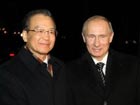 Chinese Premier Wen Jiabao visits Russia to boost ties
