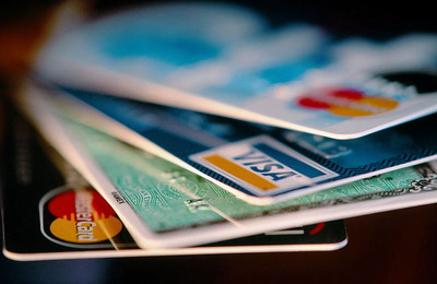 China's outstanding credit card lending rose 13.2 percent quarter-on-quarter by the end of September, said China's central bank Thursday. [Global Times]