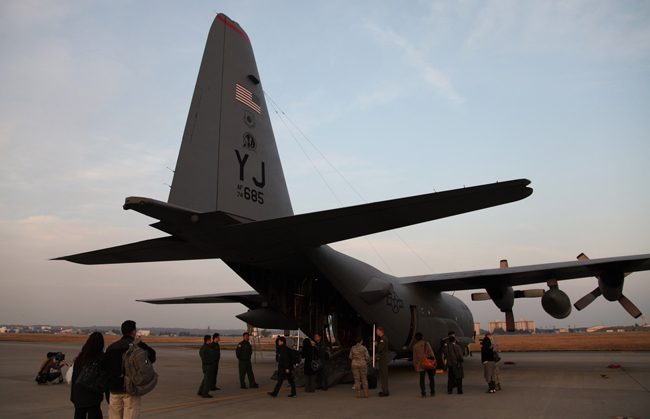 A C-130H Hercules transport aircraft is seen during a joint military drill in Japan, Dec. 6, 2010. Japan and the United States launched their a joint military exercise on Dec. 3.[Xinhua]