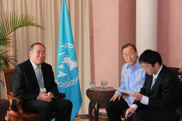 China climate chief meets with Ban Ki-moon