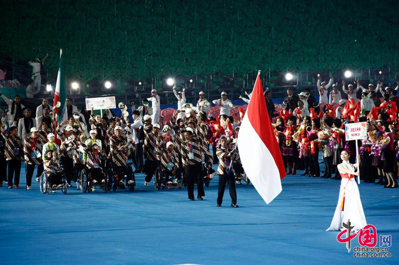 Athletes march in at Opening Ceremony of the Asian Para Games. [Zhao Na/China.org.cn]