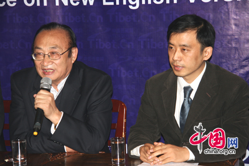Editor-in-chief Zhang Xiaoping (L) and deputy editor-in-chief Wei Wu.