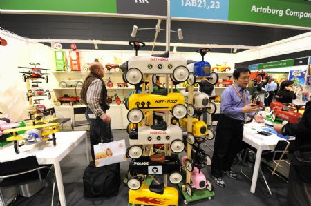 Toys are displayed at a pavilion in south China's Hong Kong. The value of China's exports of toys and parts grew by 30.3 percent to $9.34 billion during the first 11 months of this year, only 3 percent of which went to Brazil.