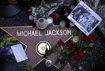 Discovery cancels Michael Jackson autopsy TV show<BR>