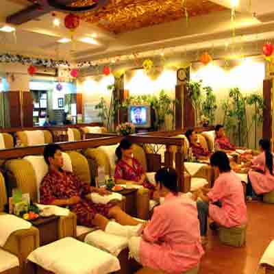 Dong Wei Ruo Shi Foot Massage has a cozy environment and excellent service.
