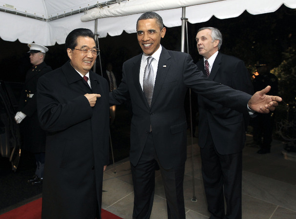 Visiting Chinese President Hu Jintao attended a private dinner hosted by U.S. President Barack Obama at the White House January 19, 2010. [Xinhua]
