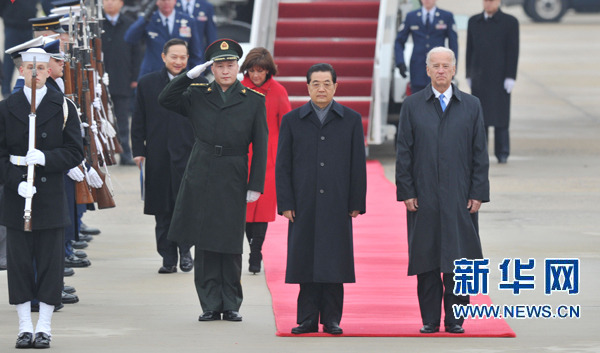 Chinese President Hu Jintao arrived in the U.S. capital of Washington Tuesday for a four-day state visit aimed at enhancing the positive, cooperative and comprehensive relationship between China and the United States.