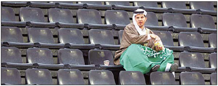 Qatar struggles to fill Cup seats