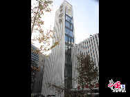 Zhongguancun Christian Church is perhaps an unlikely looking church, but its tall minimalist modern building fits in perfectly on a street lined with skyscrapers in this Chinese Silicon Valley district, home of the country's technology giants and prestigious universities. [Photo by Yu Jiaqi]