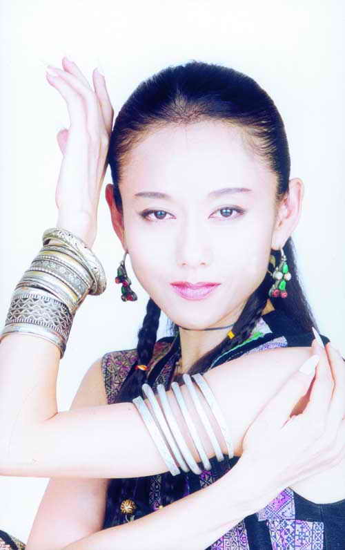 Yang Liping (born 1958), one of China&apos;s most renowned dancers, is from the Bai ethnic group. She has won a reputation for being the Spirit of Dance due to her charming performances, such as The Soul of the Peacock, Two Trees, and Moonlight. [Photo/Agencies]