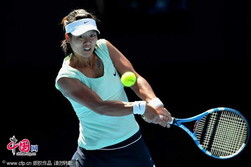 Li Na of China wins semifinal match against Caroline Wozniacki of Denmark during day eleven of the 2011 Australian Open at Melbourne Park on January 27, 2011 in Melbourne, Australia. [Photo/CFP]
