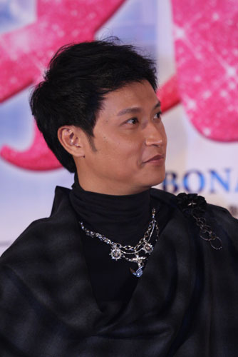 Director Chen Daming's movie 'What Women Want' premieres in Beijing on Wednesday, January 26, 2011. The press conference of the premiere ceremony was attended by the main cast including Gong Li, Andy Lau, Zhu Zhu and Julian Chen.