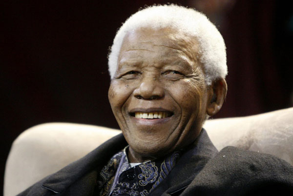 Former President Nelson Mandela attends the sixth Annual Nelson Mandela lecture in Kliptown, in this July 12, 2008 file photo. [China Daily/Agencies] 