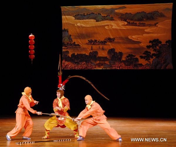 Chinese actors from the Wu Opera Troupe of Zhejiang Province perform at the Havana's National Theater in Havana, capital of Cuba, Jan. 29, 2011. Founded in 1956, the Wu Opera Troupe of Zhejiang has dedicated to rescuing and restoring the Wu opera, the second major theatrical genre in Zhejiang with a history of over 400 years.