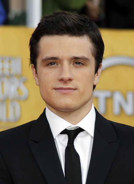 Actor Josh Hutcherson from the movie 'The Kids Are All Right' arrives at the 17th annual Screen Actors Guild Awards in Los Angeles, California January 30, 2011.