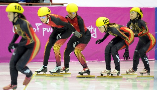 China won the women's short track 3000m relay on Wednesday at the Asian Winter Games, while South Korea finished first in the men's 5000m relay event.