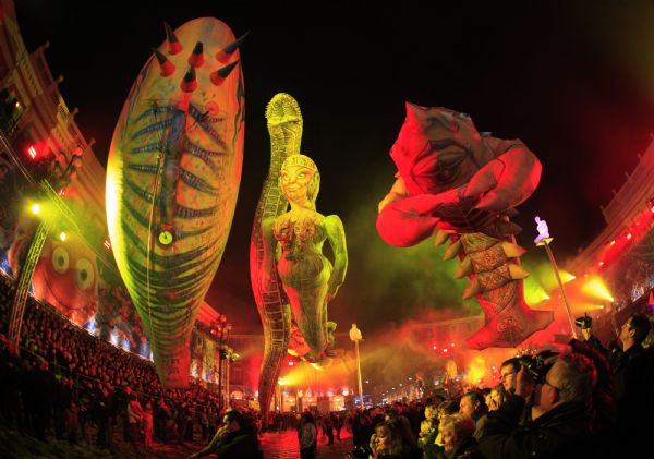 Balloons in the shape of a mermaid and sea monster are paraded through the crowd during the Nice Carnival in Nice Balloons in the shape of a mermaid and sea monster are paraded through the crowd during the Nice Carnival in Nice, southeastern France February 19, 2011. The carnival, which starts on February 18 and continues to March 8, celebrates 'King of the Mediterranean' this year. (Xinhua/Reuters)