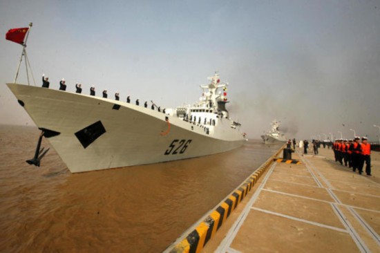 Missile destroyers 'Wenzhou' and 'Ma'anshan' are ready to set sail to the Gulf of Aden at an East China's port in Zhejiang province, Feb 21, 2011. [Xinhua] 