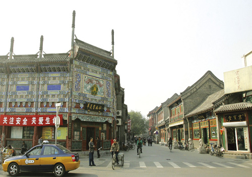 Liulichang is located in the south of Xicheng District. [showchina. org]