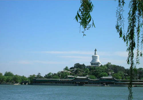 Beihai Park is in the center of downtown Beijing, just north of the Forbidden City and west of Jingshan Park. [beijing.cn]