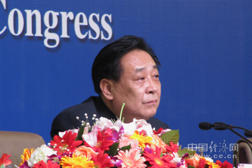 Vice Minister of Environmental Protection Zhang Lijun at the press conference on the sidelines of the national parliamentary session on March 12.