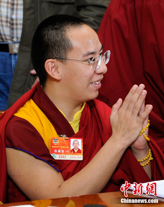 11th Panchen Lama at CPPCC annual session.[Chinanews.com]