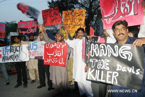 Pakistani people protest against release of CIA contractor Raymond Davis in eastern Pakistan's Lahore on March 16, 2011. Davis, an American who killed two Pakistanis in Lahore on January 27th, was acquitted on March 16 by the Lahore district court following a reconciliation with the relatives of the two persons killed by him, local media quoted the law minister of Punjab province as saying. [Sajjad/Xinhua]