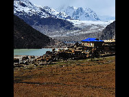 Rawu (also known as Rawok) is the name of a small town and village in Nyingchi Prefecture of the Tibet Autonomous Region of China.[KingzenQue/forums.nphoto.net]