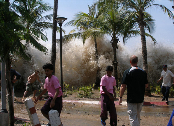 Existing warning systems may miss out on tsunamis caused by slow-rupturing earthquakes [File photo] 