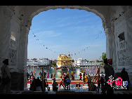The golden temple of Amritsar, located in Punjab, is the famous pilgrimage place for sikhs in India.Despite its great sacred status, the Golden Temple is open to visitors, like all Sikh temples. The only restrictions are that visitors must not drink alcohol, eat meat or smoke in the shrine. [China.org.cn]