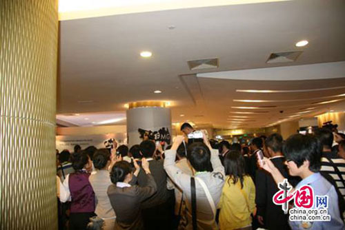 Yao Ming is always in the spotlight. [Zhang Shifu/China.org.cn]