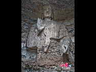 The Yungang Grottoes, with a history of more than 1,500 years, is one of the largest cave clusters in China. Located in the north cliff of Wuzhou Mountain, Datong, the grottoes, composed of 53 caves and over 51,000 stone statues, represent the Chinese Buddhist cave art from the period of 460-525 AD. It also encompasses Indian Buddhist art, Greek and Roman architectural characteristics, indicating ancient China's cultural exchange and relationship with diverse world civilizations.[China.org.cn]