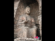 The Yungang Grottoes, with a history of more than 1,500 years, is one of the largest cave clusters in China. Located in the north cliff of Wuzhou Mountain, Datong, the grottoes, composed of 53 caves and over 51,000 stone statues, represent the Chinese Buddhist cave art from the period of 460-525 AD. It also encompasses Indian Buddhist art, Greek and Roman architectural characteristics, indicating ancient China's cultural exchange and relationship with diverse world civilizations.[China.org.cn]