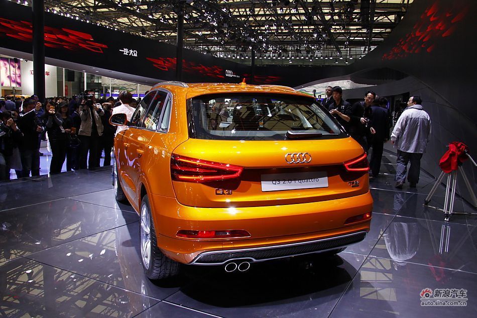 The Audi Q3 is unveiled at the 2011 Shanghai Auto Show. Started from April 20, 2011, more than 1,000 car models from about 20 countries are on display at the show and 75 of them are making their world premiere. [Sina.com]