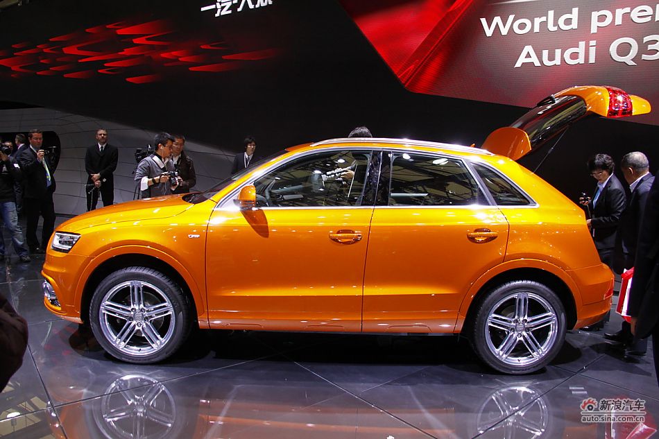 The Audi Q3 is unveiled at the 2011 Shanghai Auto Show. Started from April 20, 2011, more than 1,000 car models from about 20 countries are on display at the show and 75 of them are making their world premiere. [Sina.com]