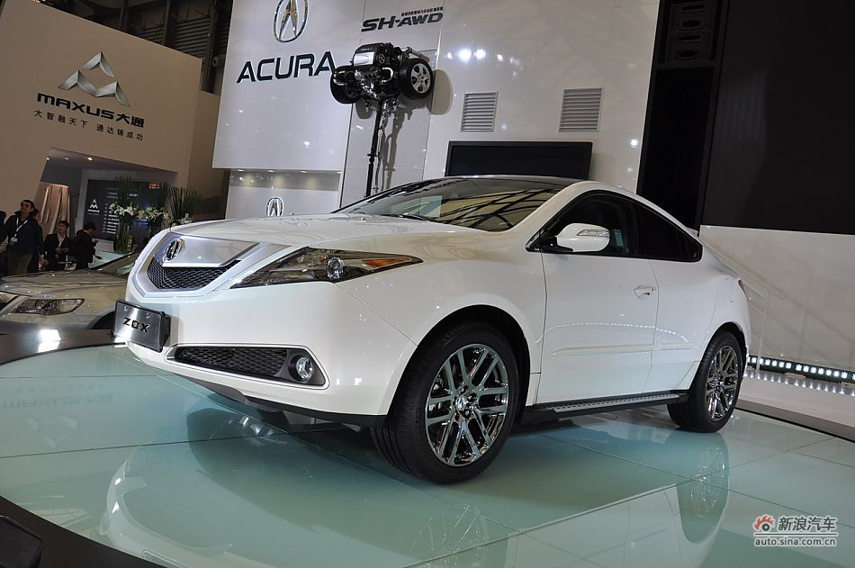 The Acura ZDX is unveiled at the 2011 Shanghai Auto Show. Started from April 20, 2011, more than 1,000 car models from about 20 countries are on display at the show and 75 of them are making their world premiere. [Sina.com]