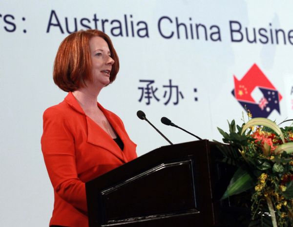 Australian Prime Minister Julia Gillard addresses the Australia-China Economic and Trade Cooperation Forum in Beijing, capital of China, April 26, 2011. (Xinhua/Liu Weibing) (ljh) 