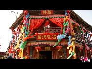Located 30 kilometers northwest of Yinchuan, China West Film Studio boasts to be the best place for shooting the outdoor scenes of Western China and Ancient China theme movies. Many smash Chinese movies march toward the world from here, including 'Red Sorghum' and 'Big Words of Western Tour'. [Elaine Duan/China.org.cn] 