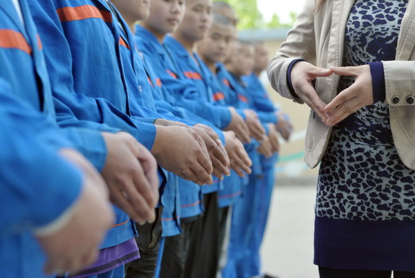 Delinquent juveniles learn to thank mom