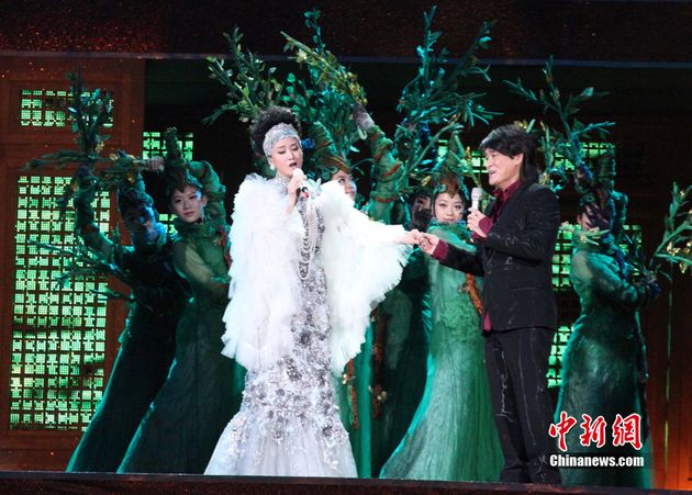 Song Zuying, one of the most capable singers on the Chinese stage, held her first solo concert in Taiwan on Sunday night. 