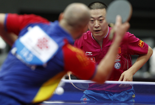 Ma Lin from China competes in the first round match of men's single in the 2011 World Table Tennis Championships (WTTC) in Rotterdam, the Netherlands, May 10, 2011.[Source: Sina.com]