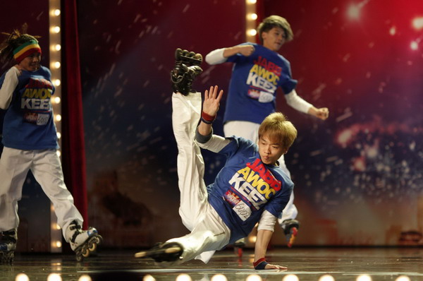 Teenagers perform during their audition for the television show 'China's Got Talent' in downtown Shanghai May 10, 2011.[Photo/Agencies]