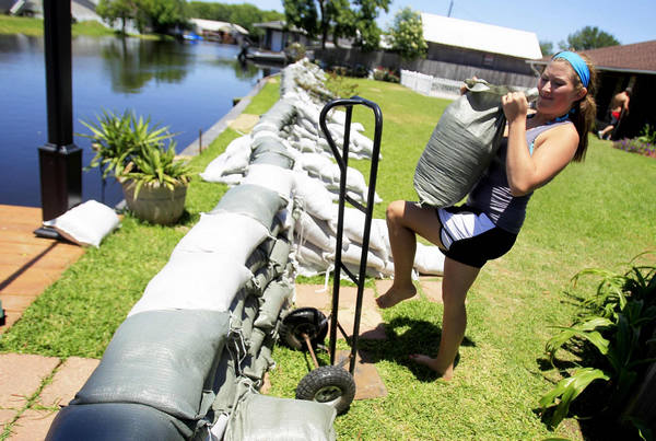 Louisiana bayou towns brace for flooding impact