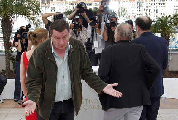 Finnish fairytale wins fans, Cannes films warm up